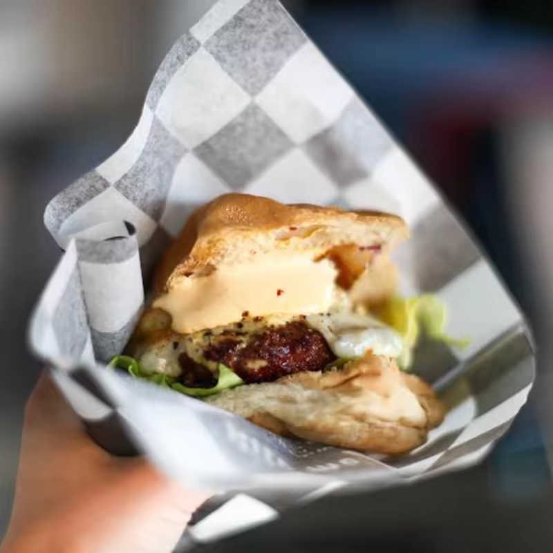 H04c9953f65894bba944804f10c247211l4lu